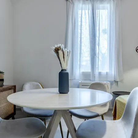 Housmart Masini 9 Int 2 Apartment